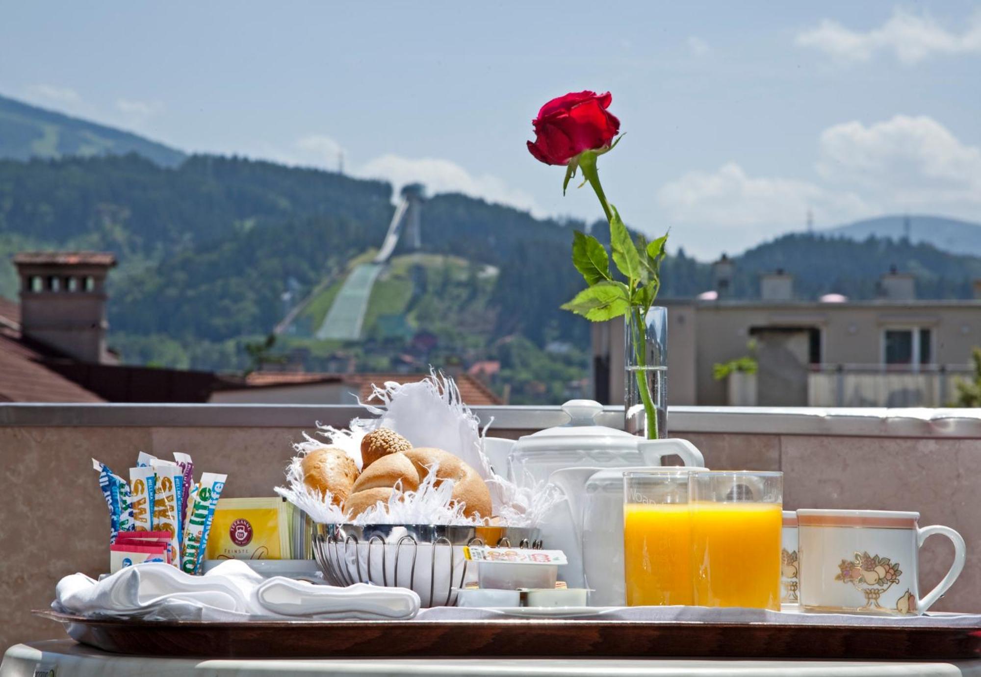Hotel Neue Post Innsbruck Exterior foto
