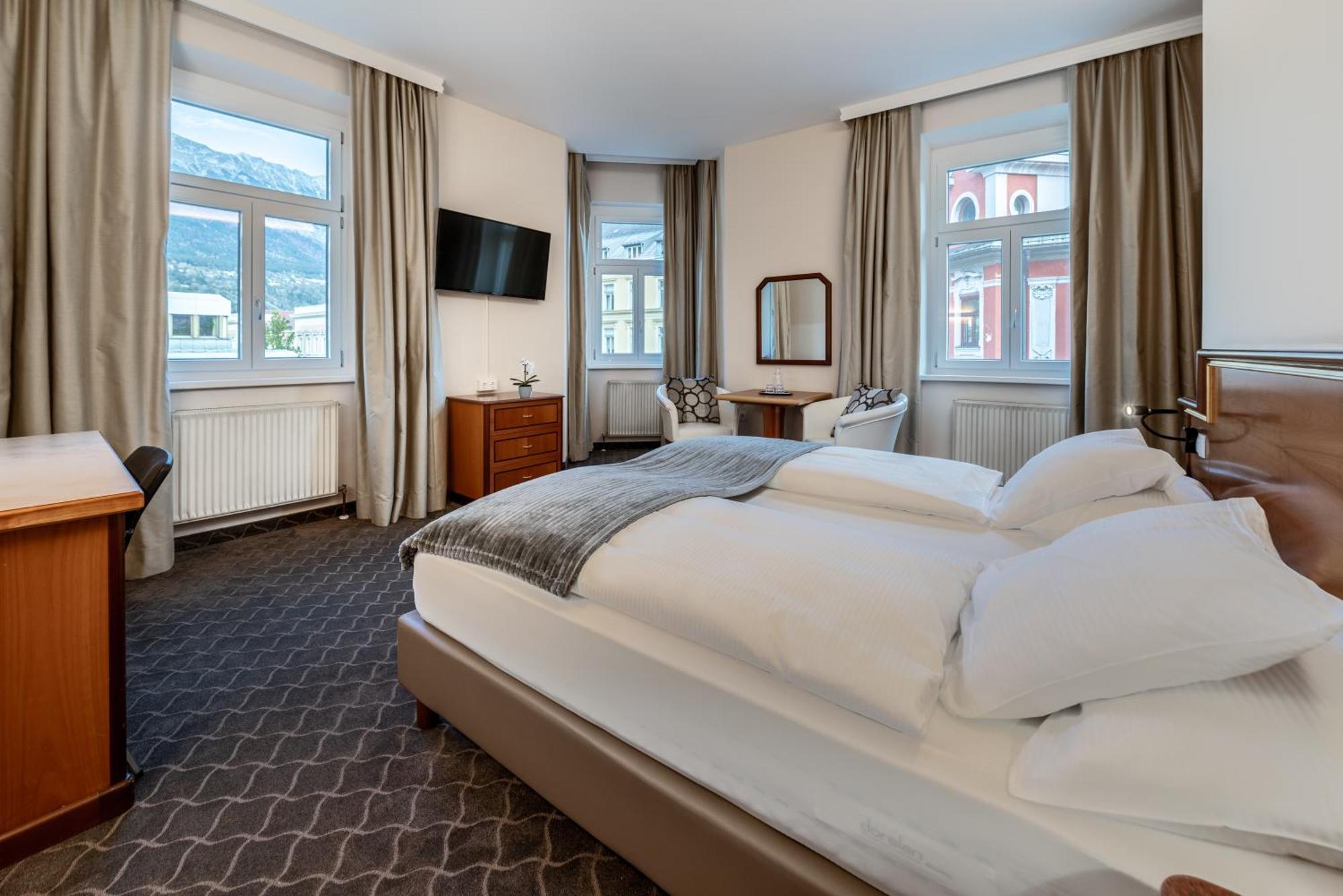 Hotel Neue Post Innsbruck Exterior foto