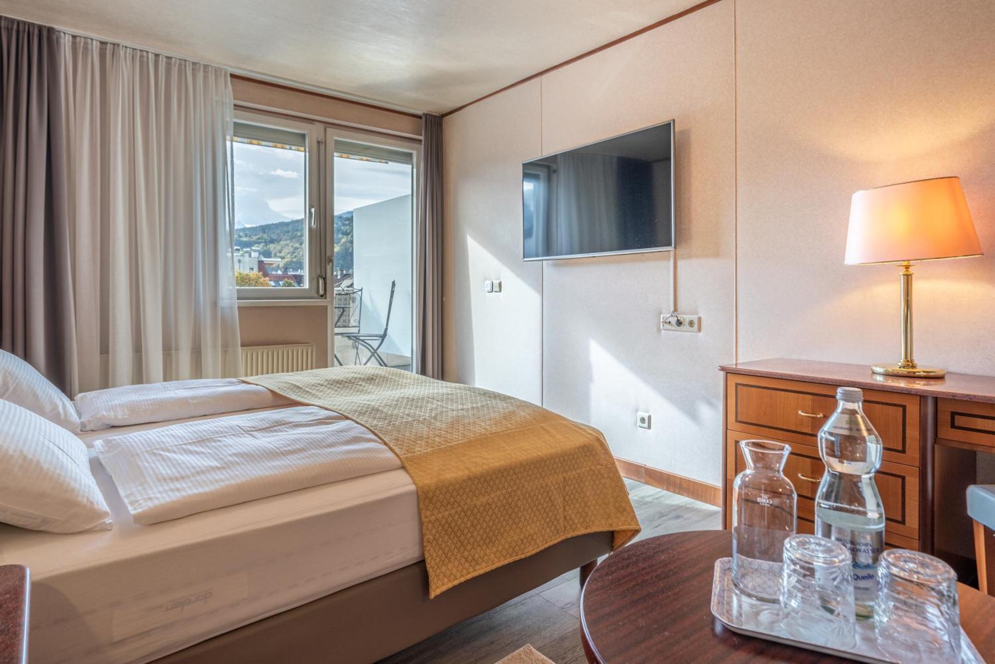 Hotel Neue Post Innsbruck Exterior foto