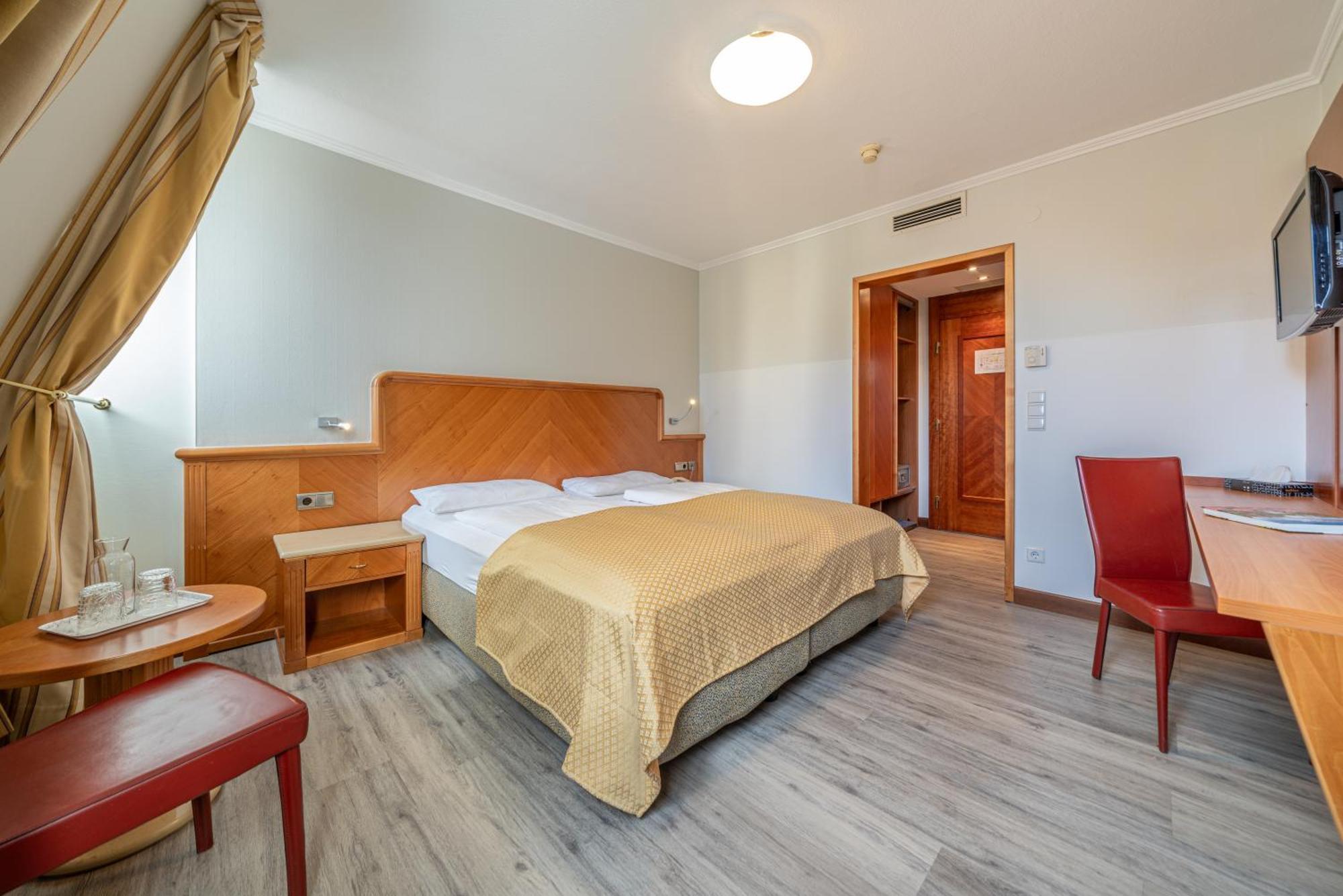 Hotel Neue Post Innsbruck Exterior foto