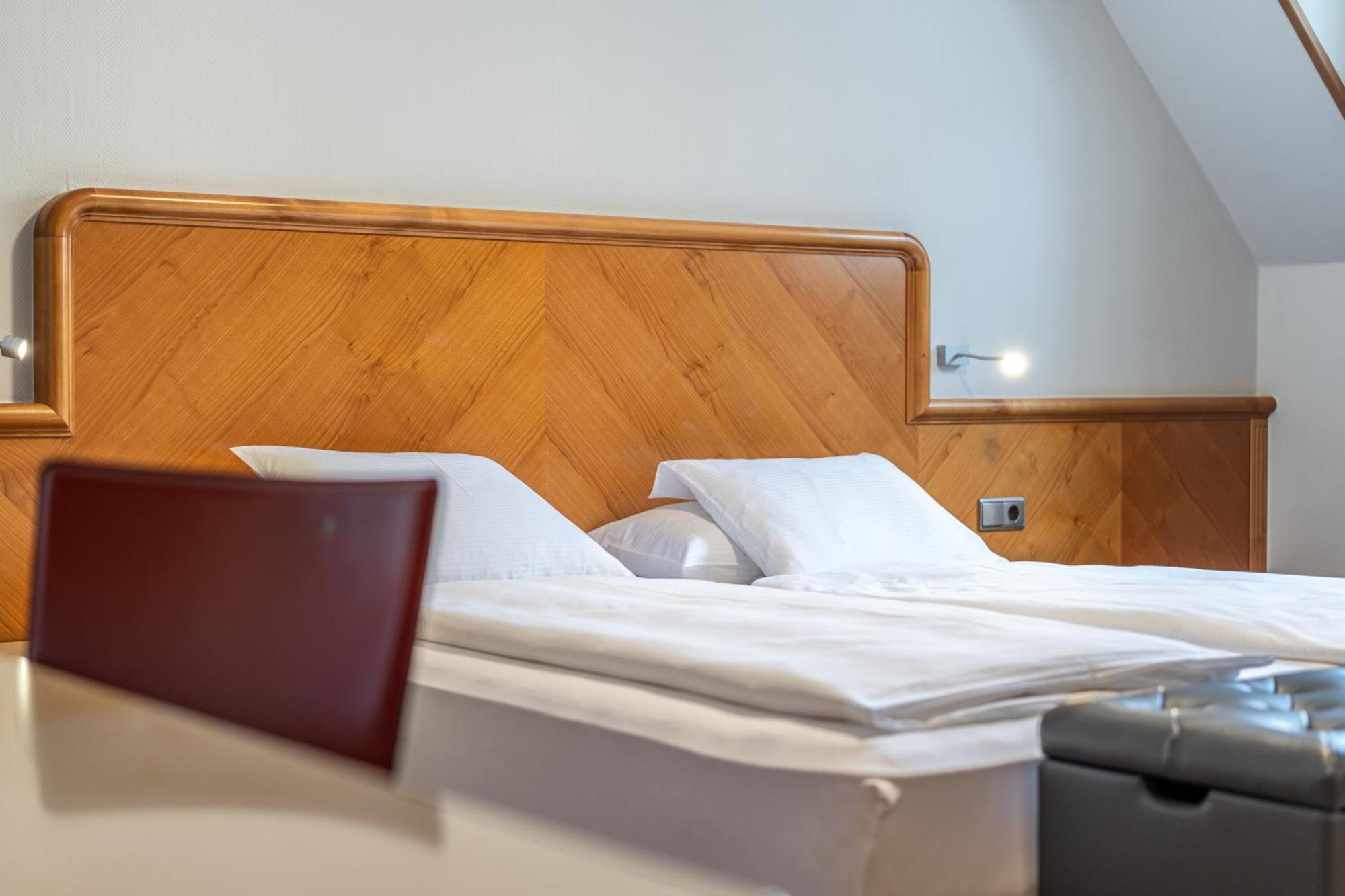 Hotel Neue Post Innsbruck Habitación foto