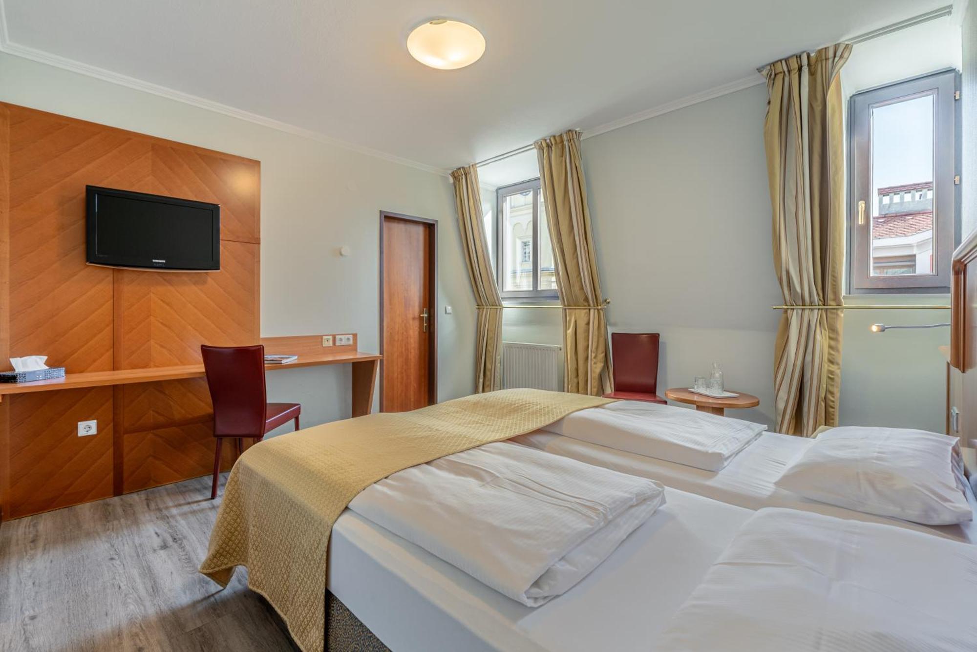 Hotel Neue Post Innsbruck Exterior foto