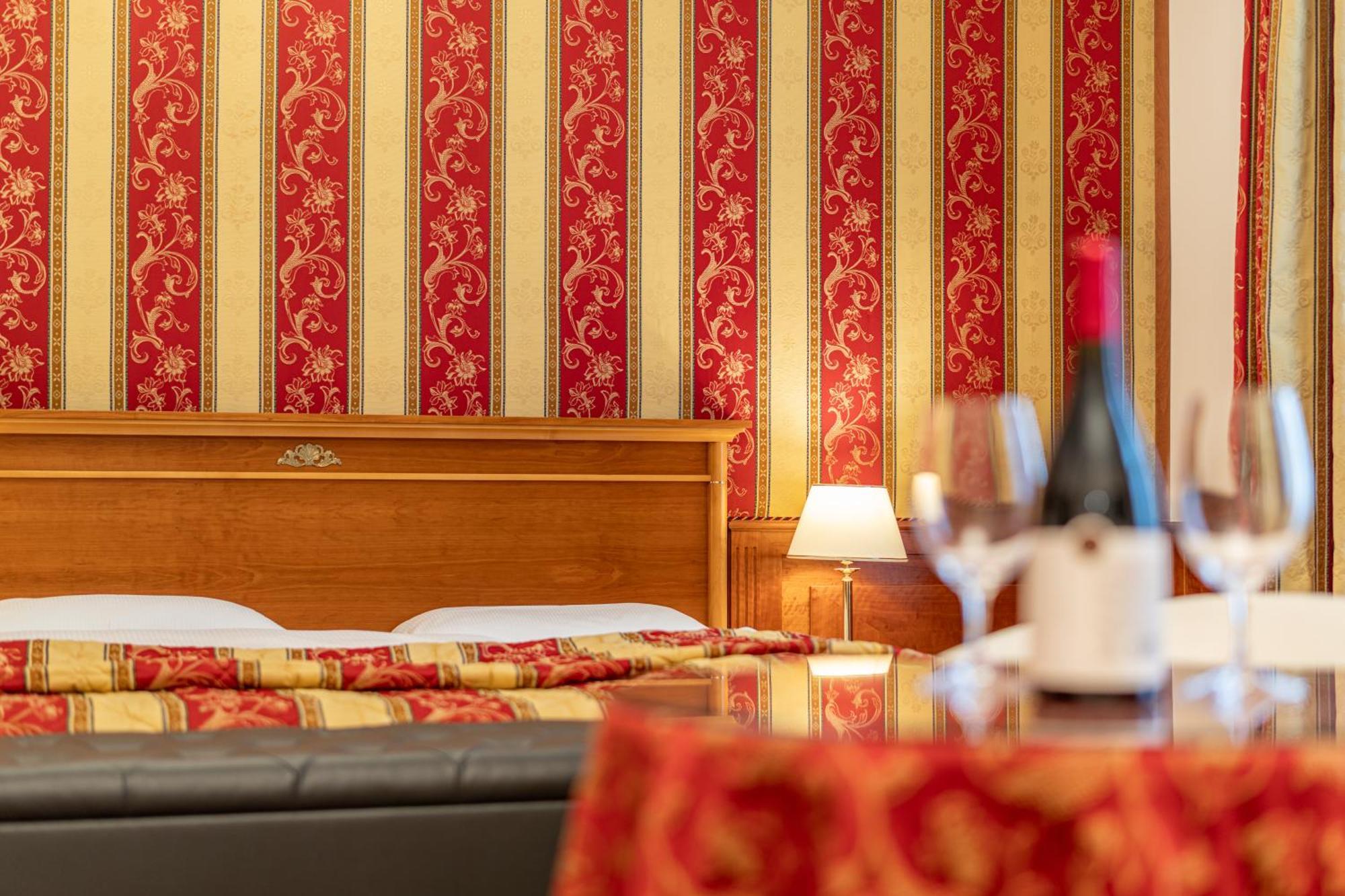 Hotel Neue Post Innsbruck Exterior foto