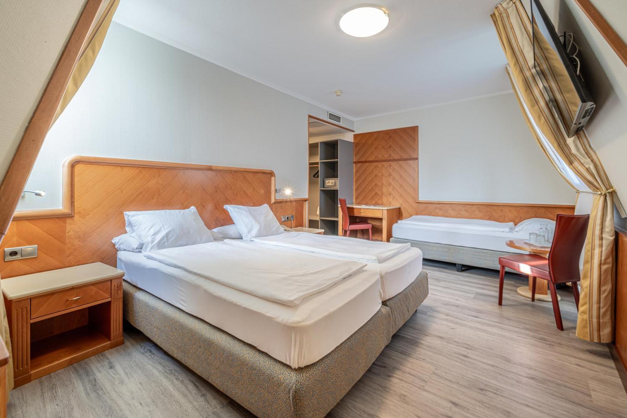 Hotel Neue Post Innsbruck Exterior foto