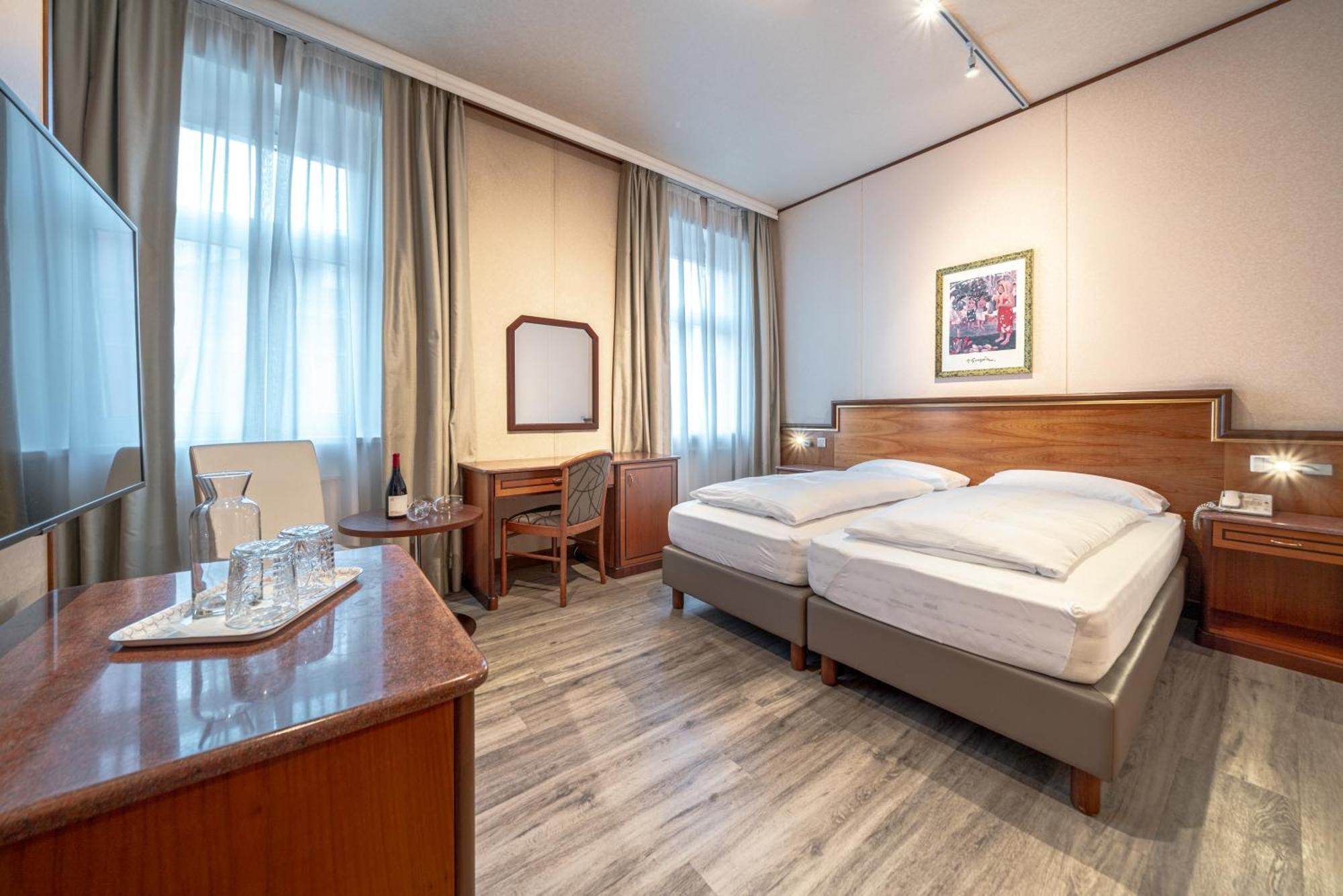 Hotel Neue Post Innsbruck Exterior foto